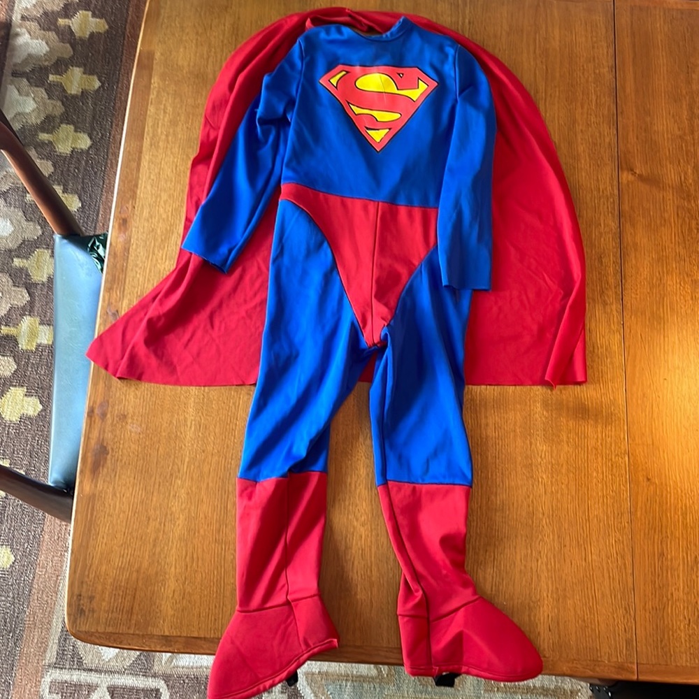 Superman Costume Size toddler 2-3T